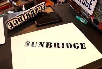 ステンシルスタンプ ミリタリースタンプ 消しゴムハンコ作り方
アメリカ雑貨屋 サンブリッヂ SUNBRIDGE 岩手雑貨屋 アメリカ雑貨通販