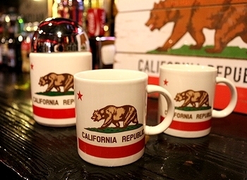 カリフォルニアマグカップ<div><br></div>アメリカ雑貨屋 サンブリッヂ 雑貨通販