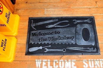 工具箱ラバーマット 工具箱ドアマット<div><br></div>アメリカ雑貨屋 サンブリッヂ 雑貨通販
