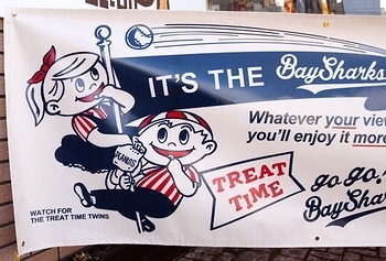 ベイシャークスバナー BAYSHARKSフラッグ
アメリカ雑貨屋 サンブリッヂ 岩手雑貨屋