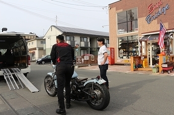 モンタナモーターサイクルズ盛岡
アメリカ雑貨屋 サンブリッヂ 岩手雑貨屋