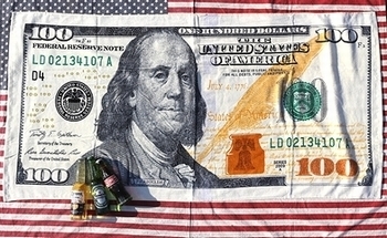 100ドル札ビーチタオル ドル札バスタオル
アメリカ雑貨屋 SUNBIRDGE