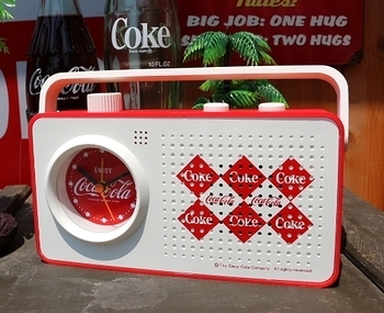 コカ・コーララジオ アラームクロック付きラジオ コークラジオ
COCACOLA アメリカ雑貨屋 SUNBRIDGE