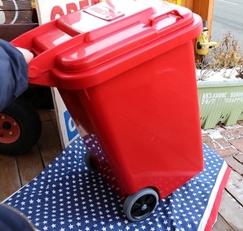 ダルトン プラスチックトラッシュカン アメリカンゴミ箱45リットル
45Lゴミ箱 アメリカ雑貨屋 SUNBRIDGE サンブリッジ 岩手