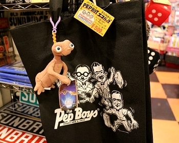 E.T.プラッシュキーホルダー<div><br></div>アメリカ雑貨屋 サンブリッヂ SUNBRIDGE ETキーホルダー
