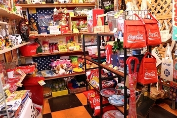 コカ・コーラ巾着トート コカ・コーラ
アメリカ雑貨屋サンブリッヂ SUNBRIDGE 岩手雑貨屋