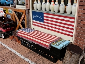 アメリカ国旗ミニマット 星条旗ロングマット 星条旗マット USA柄マット
アメリカ雑貨屋 SUNBRIDGE 岩手アメリカン雑貨