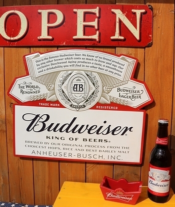 バドワイザー看板 ビールブリキ看板 バドワイザーラベルサイン
アメリカ雑貨屋 SUNBRIDGE 岩手アメリカン雑貨屋