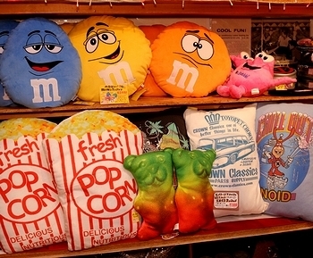 m&m'sラウンドクッション エムアンドエムズ
アメリカ雑貨屋 サンブリッヂ SUNBRIDGE 岩手雑貨屋