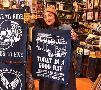 デニムタペストリー タペストリー
アメリカ雑貨屋 サンブリッヂ SUNBRIDGE 岩手雑貨屋