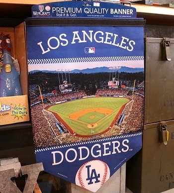 ドジャーススタジアムグッズ 母の日ドジャースユニホーム
アメリカ雑貨屋 サンブリッヂ 岩手雑貨 SUNBRIDGE