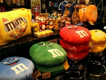 M&Mクション ビッグボーイ貯金箱
アメリカ雑貨屋 サンブリッヂ SUNBRIDGE 岩手雑貨屋