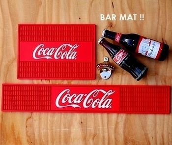 コカコーラバーマット コーラバーマット キッチンマット 水切りマット
アメリカ雑貨屋 サンブリッヂ SUNBRIDGE 岩手雑貨屋 アメリカ雑貨通販 布マスク販売店