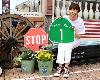 アメリカ道路標識 カリフォルニア看板 ガレージ看板
アメリカ雑貨屋 サンブリッヂ SUNBRIDGE 岩手雑貨屋 アメリカ雑貨通販 マスク販売店