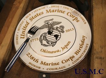 アメリカ海兵隊沖縄基地2013年記念プレート USMC ミリタリー皿
アメリカ雑貨屋 サンブリッヂ 岩手矢巾