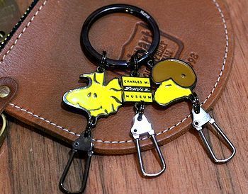 スヌーピーキーホルダー ピーナッツ シュルツミュージアム
アメリカ雑貨屋 サンブリッヂ サンブリッジ 岩手雑貨屋 アメリカ雑貨通販 矢巾町