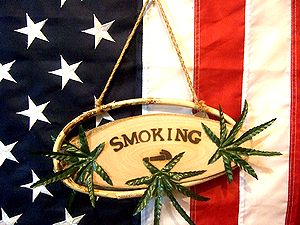 アメリカ雑貨屋 SUNBRIDGE 商品紹介
サインボード SMOKING
